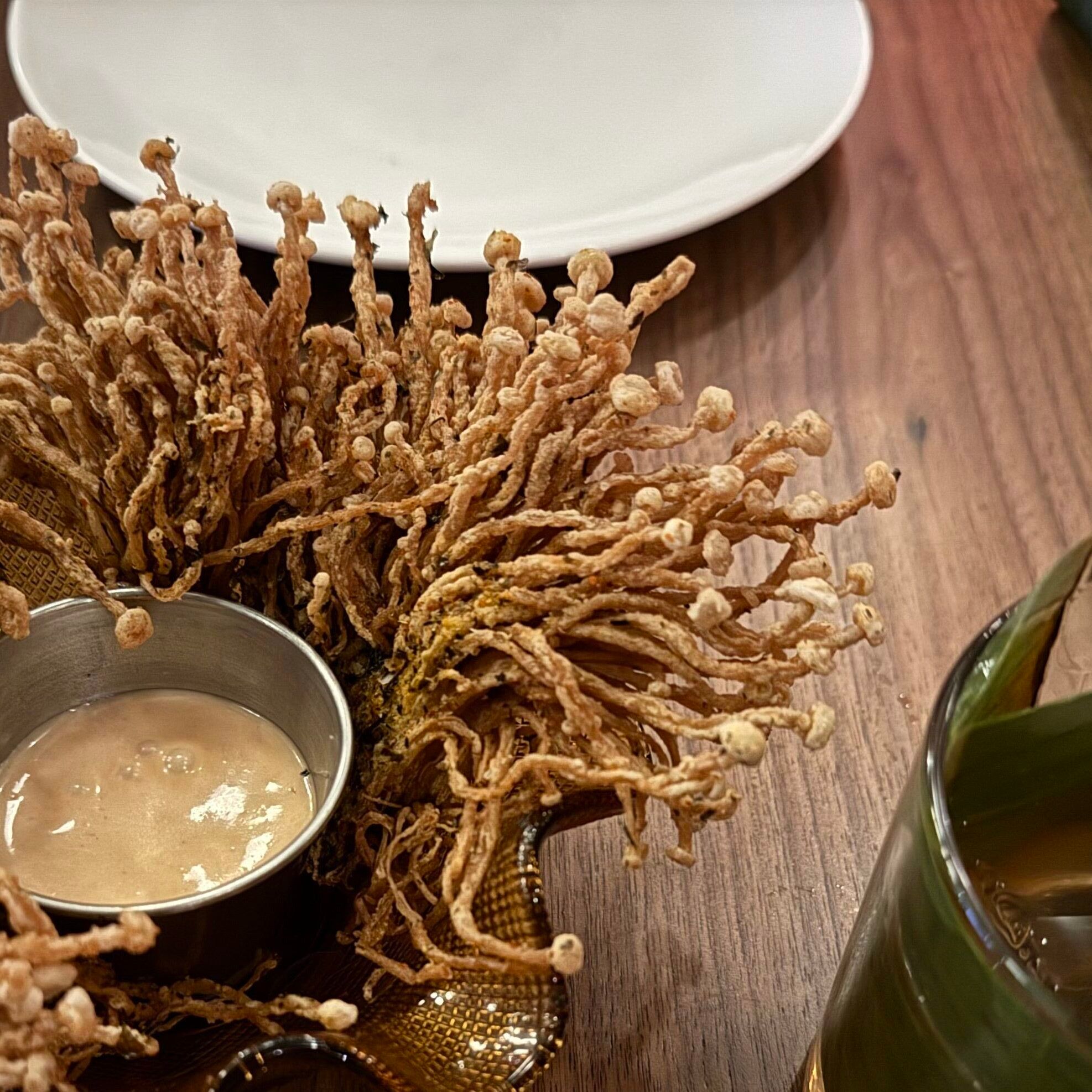 Manong – First Impressions